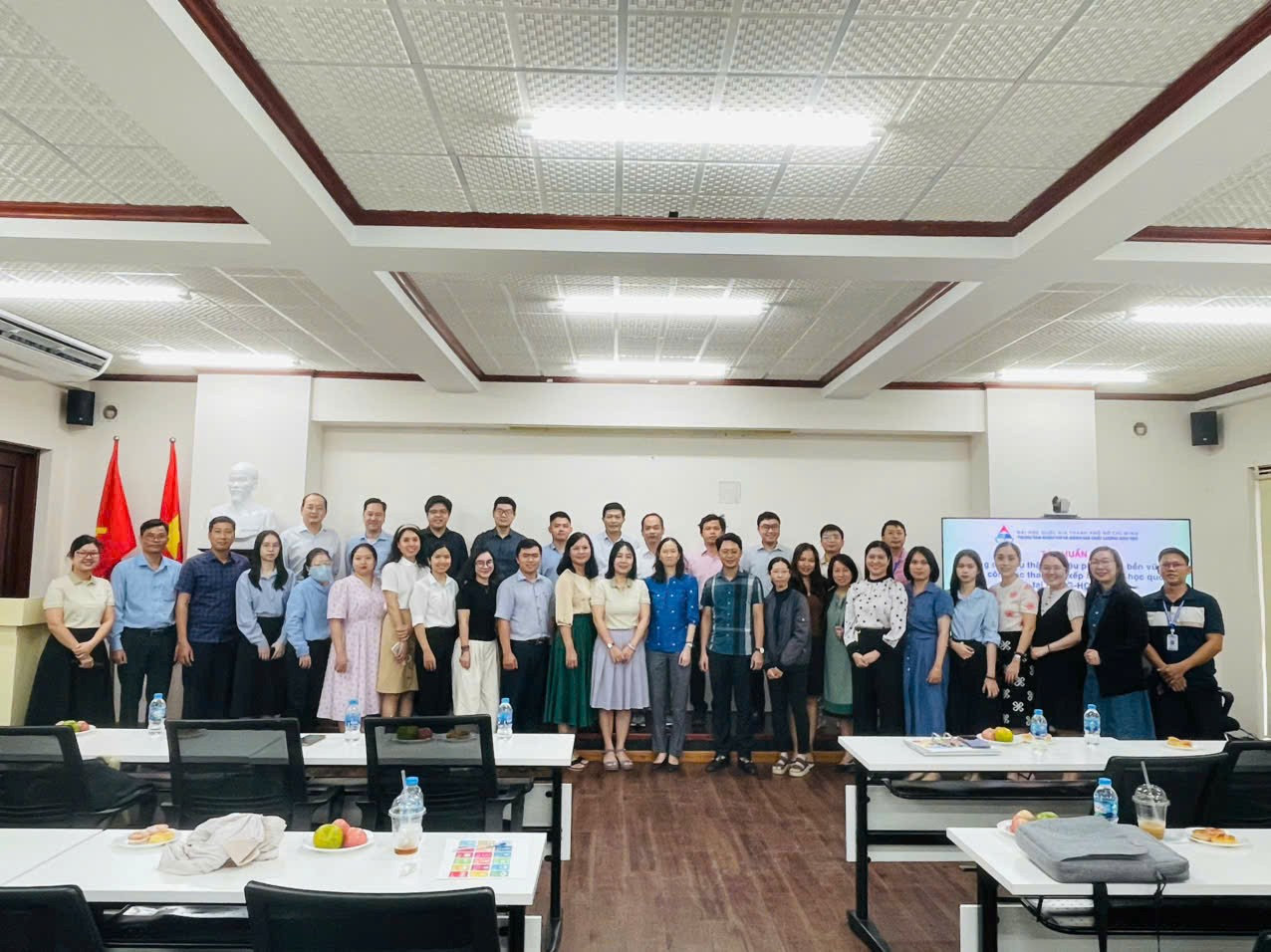 Trung tâm KT&ĐGCLĐT tổ chức Tập huấn hướng dẫn thu thập dữ liệu phục vụ công tác xếp hạng đại học quốc tế tại ĐHQG-HCM năm 2025