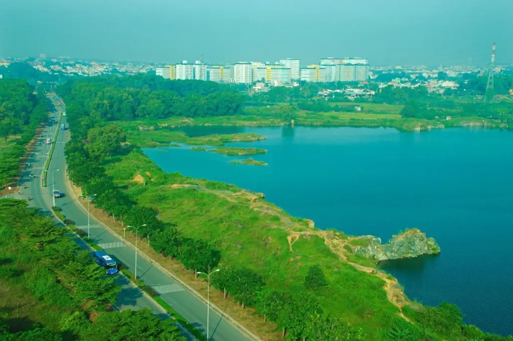 Mùa xuân trên Khu đô thị ĐHQG-HCM