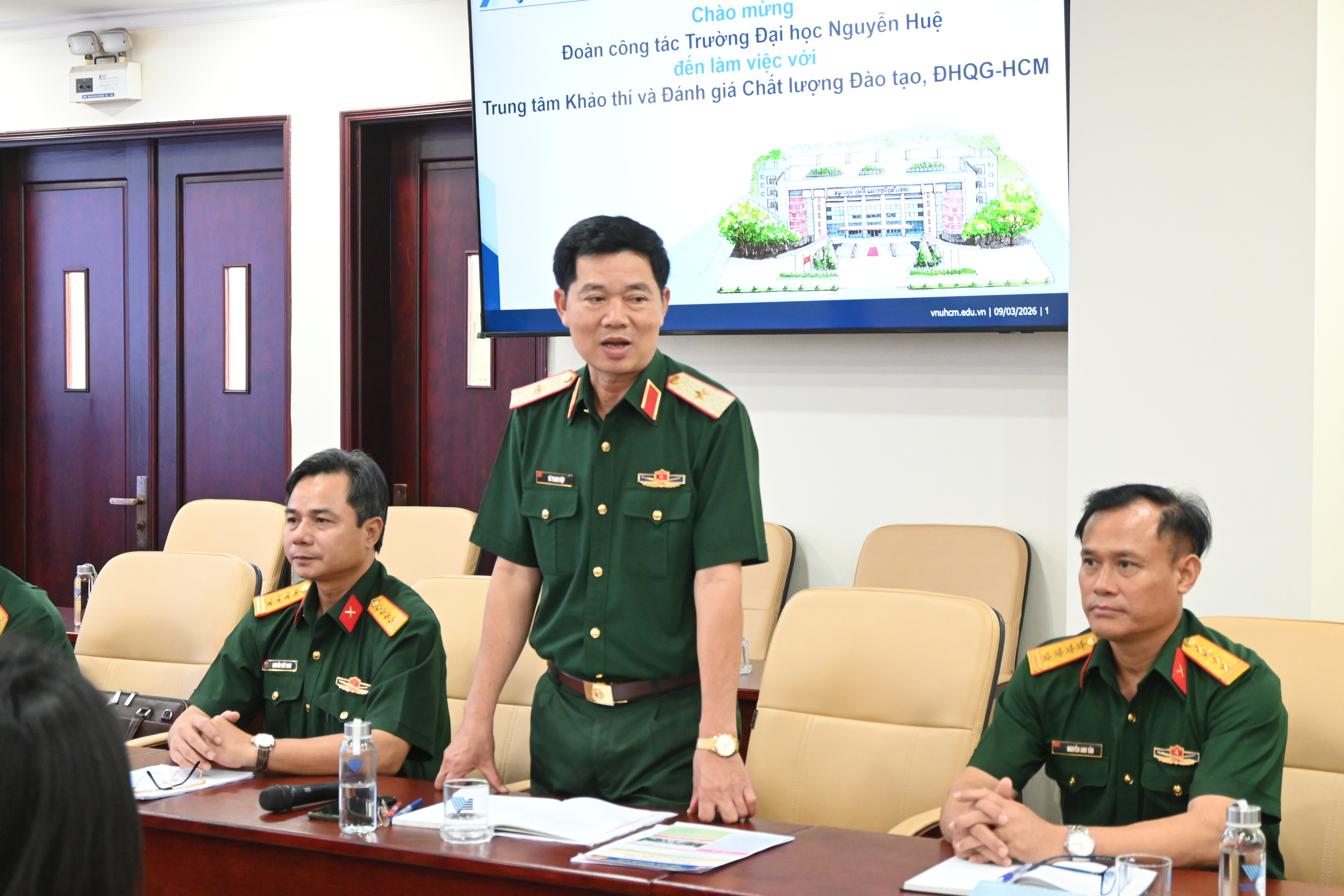 DSC_0381.JPG (7.64 MB)